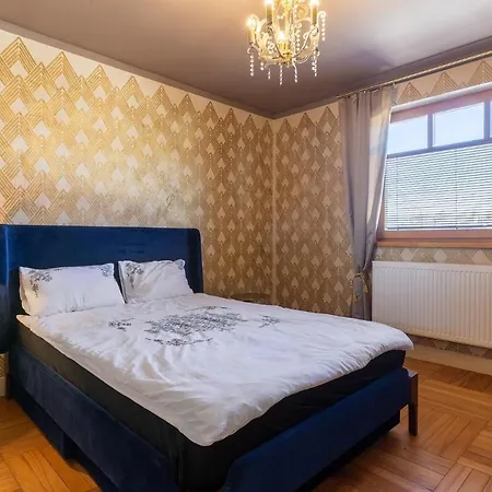 Patek Premium - Airport Lawica & Mtp & Car Races & International Trade Fairs Apartman Skórzewo