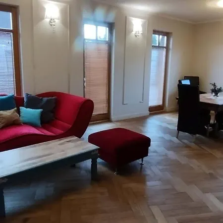 Patek Premium - Airport Lawica & Mtp & Car Races & International Trade Fairs Skórzewo