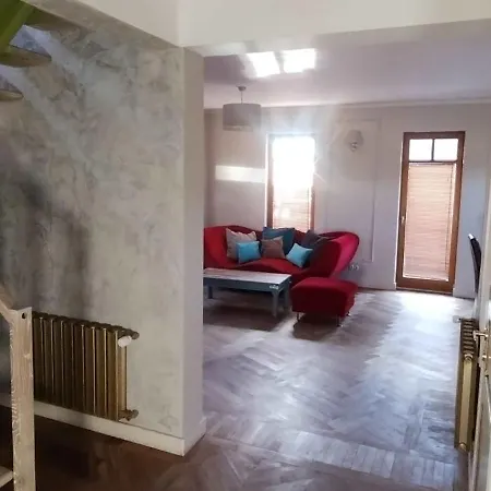 Patek Premium - Airport Lawica & Mtp & Car Races & International Trade Fairs Apartman