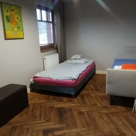 Patek Premium - Airport Lawica & Mtp & Car Races & International Trade Fairs