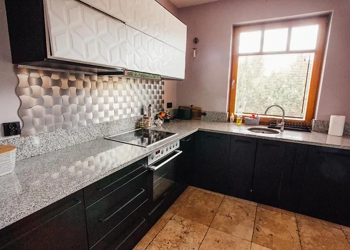 Patek Premium - Airport Lawica & Mtp & Car Races & International Trade Fairs Daire *