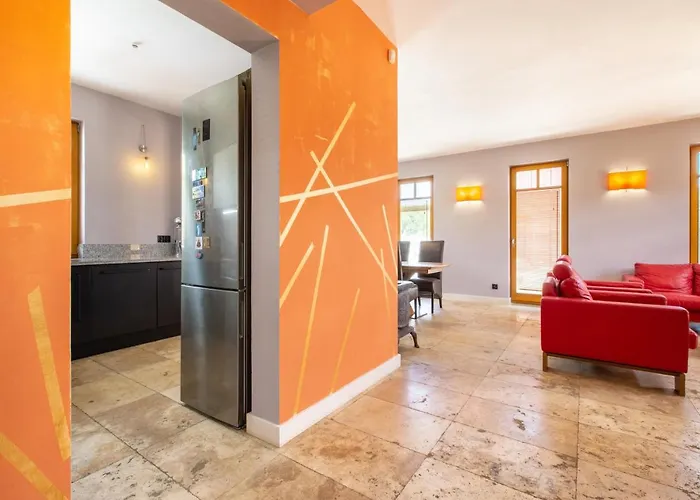 Patek Premium - Airport Lawica & Mtp & Car Races & International Trade Fairs Skórzewo