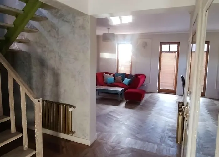 Patek Premium - Airport Lawica & Mtp & Car Races & International Trade Fairs Daire