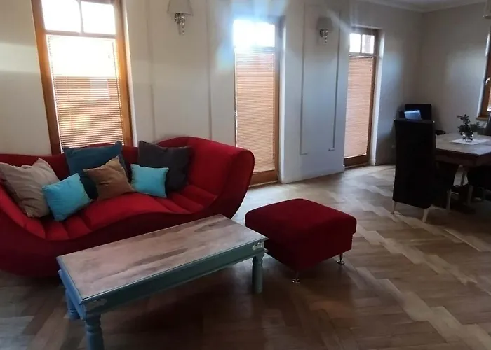 Patek Premium - Airport Lawica & Mtp & Car Races & International Trade Fairs Daire *