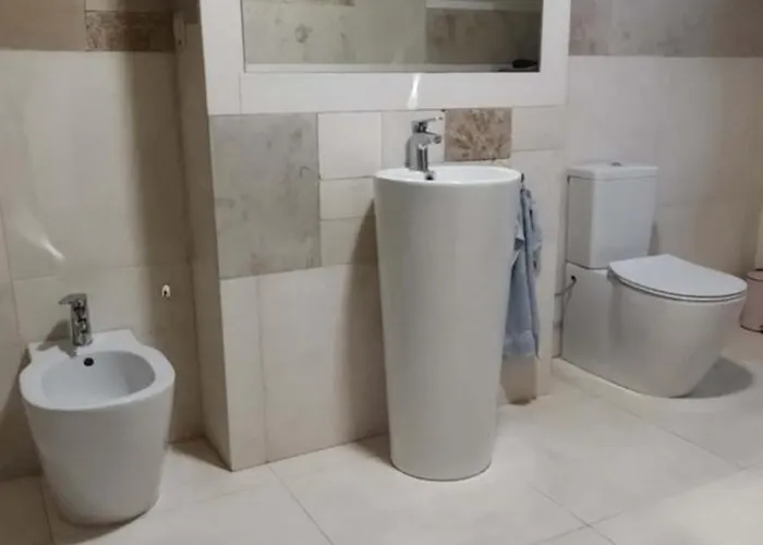 Patek Premium - Airport Lawica & Mtp & Car Races & International Trade Fairs *